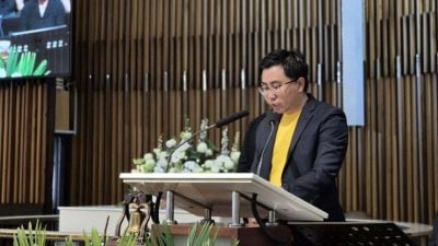 张晓卿追思礼拜|张永尊追忆祖父 每次陪伴都是温暖的回忆