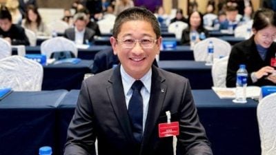 黄首咏：武汉发展潜力大 . 冀各界深化连接