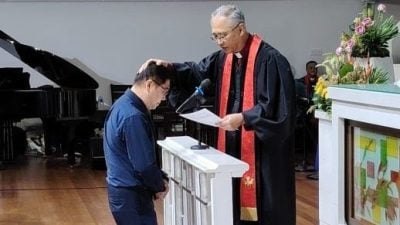 年议会按立差遣礼拜．按立9长牧9副牧 李致阳为宣教士