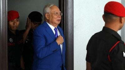 SRC及子公司诉纳吉民事案 | 三苏安华：清楚听到“我的天啊”   “纳吉震惊4200万汇户头”