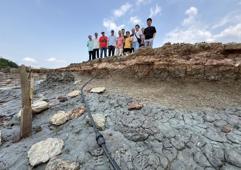 海蚀吞噬亚赖百米海岸·邱培栋：政府拨款50万紧急维修
