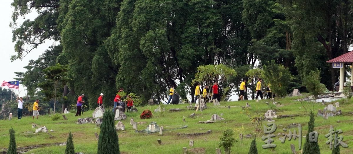 周世扬:报名逾300人出席不足八成 重阳登高行不该流于敷衍式参与