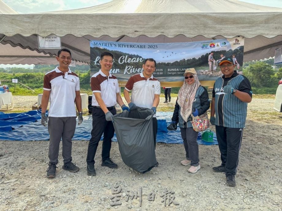 金群利首办“河流保育”活动 百名志愿者齐心净河,清出逾200公斤垃圾