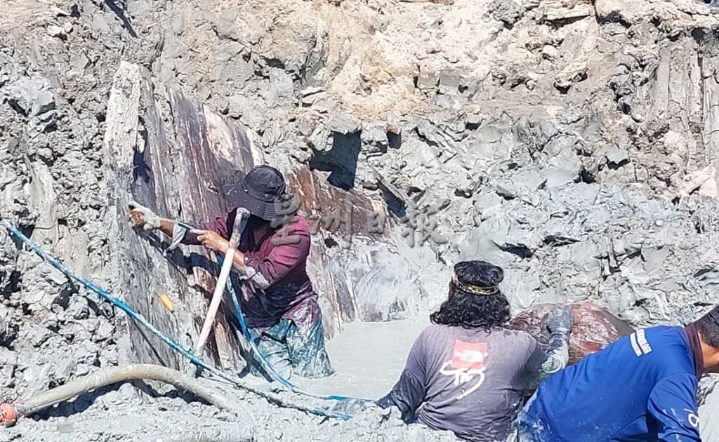 发现马六甲古船