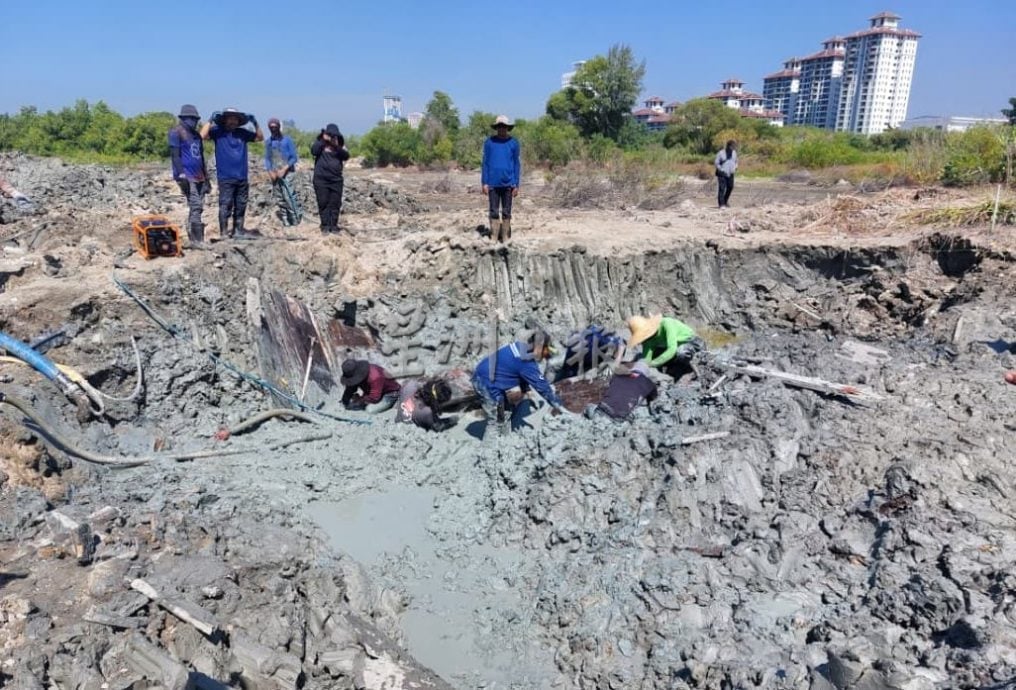 发现马六甲古船