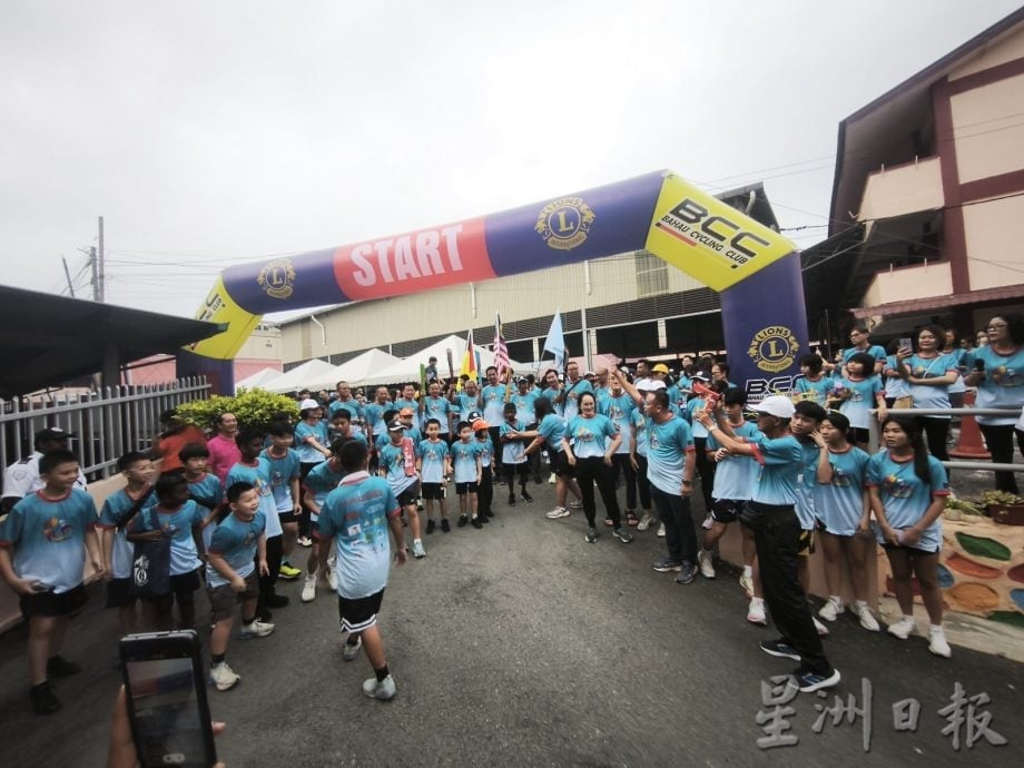 启文小学百年薪火相传 再迎5.3万议员拨款大礼添喜气