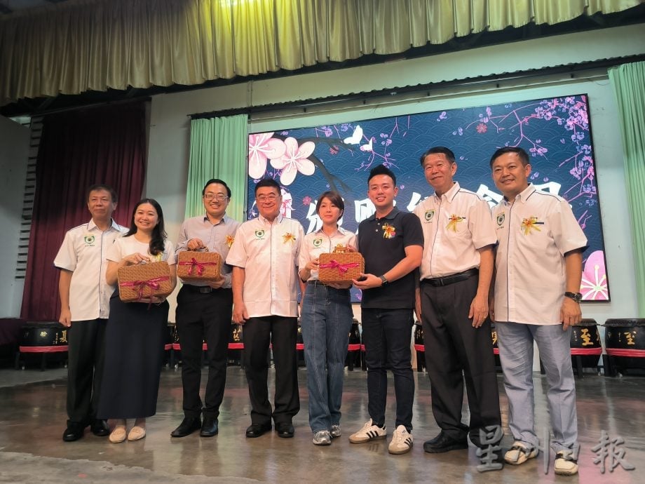 （已签发）柔：董家协就职暨筹募基金宴   沙令华小筹获52万超额达标