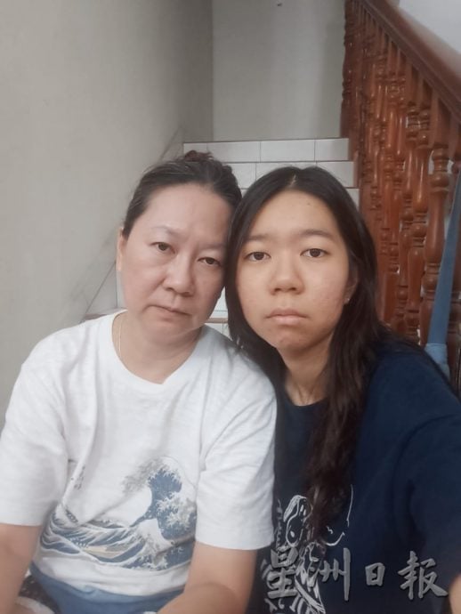 霹／星洲基金★11月3日刊登／第五版头／星洲基金筹3.5万助单亲妈妈 丧夫忧郁症陷困盼援助       