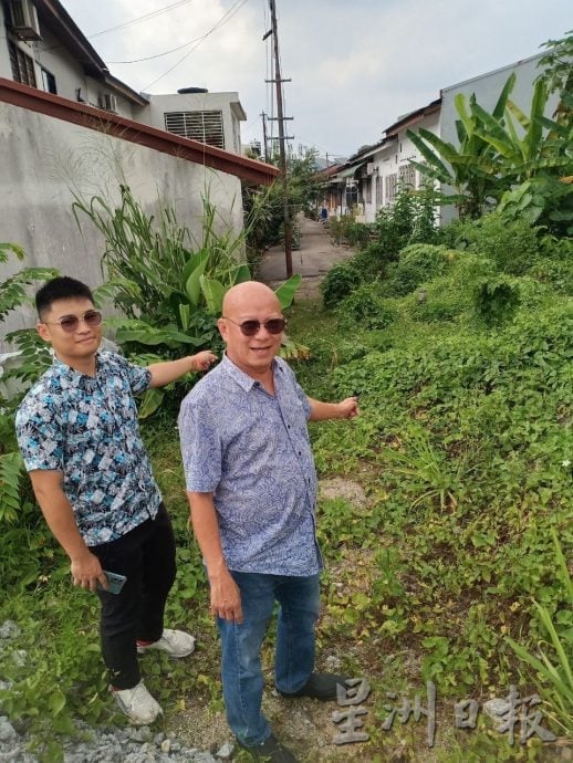 请签发-ME03副文-大都会/颜友鹰探讨为住家后巷接通大路／4图