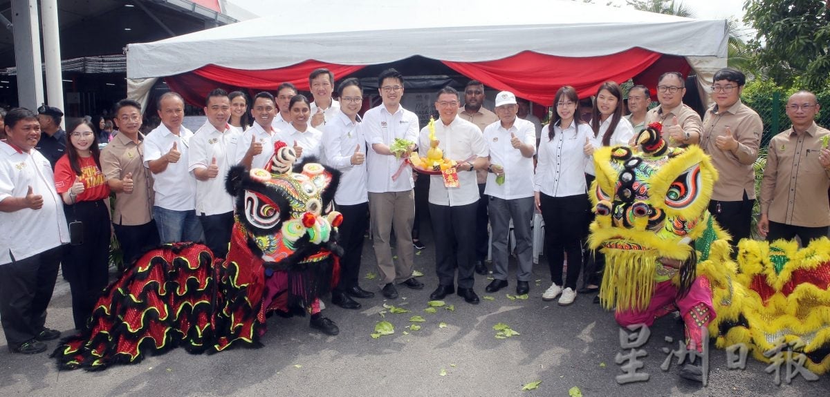 封面∕倪可敏宣布为怡注1100万拨款 900万建大和园巴刹200万怡保I Lite You