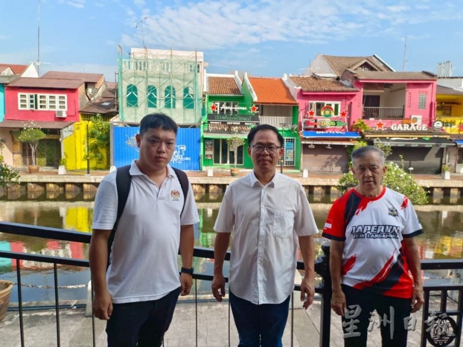 （古城封面主文）世遗老街重建老屋引争议 刘志俍：将继续跟进