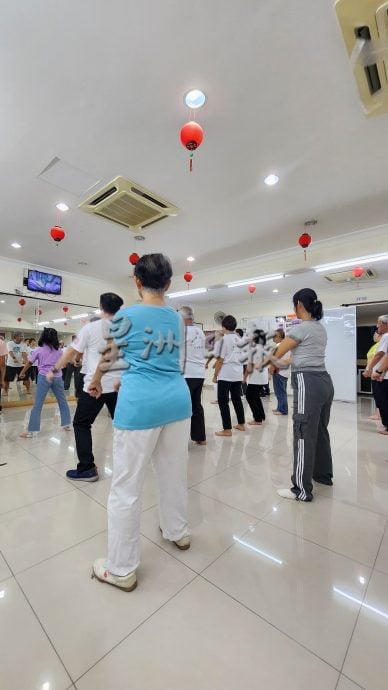 供星洲网/森永春会馆“永春白鹤拳集训营”开始  周世扬建议走出户外动起来