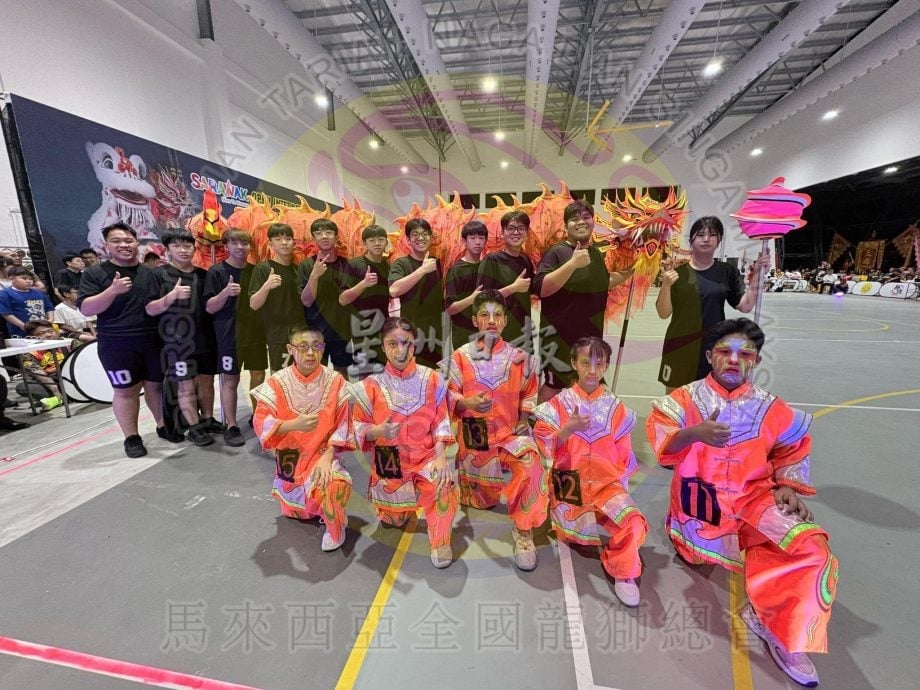 供星洲网：森九洲龙艺文艺协会闪耀砂州国际赛 夜光龙项目勇夺亚军