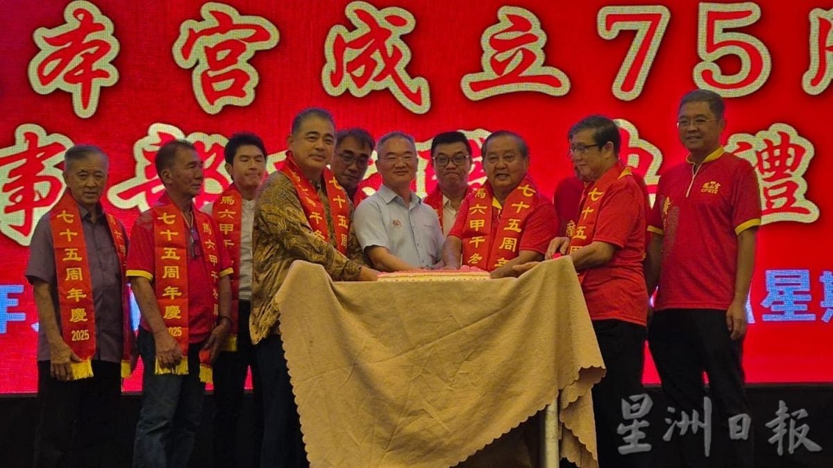 （古城第六版主文）凤山宫晚宴