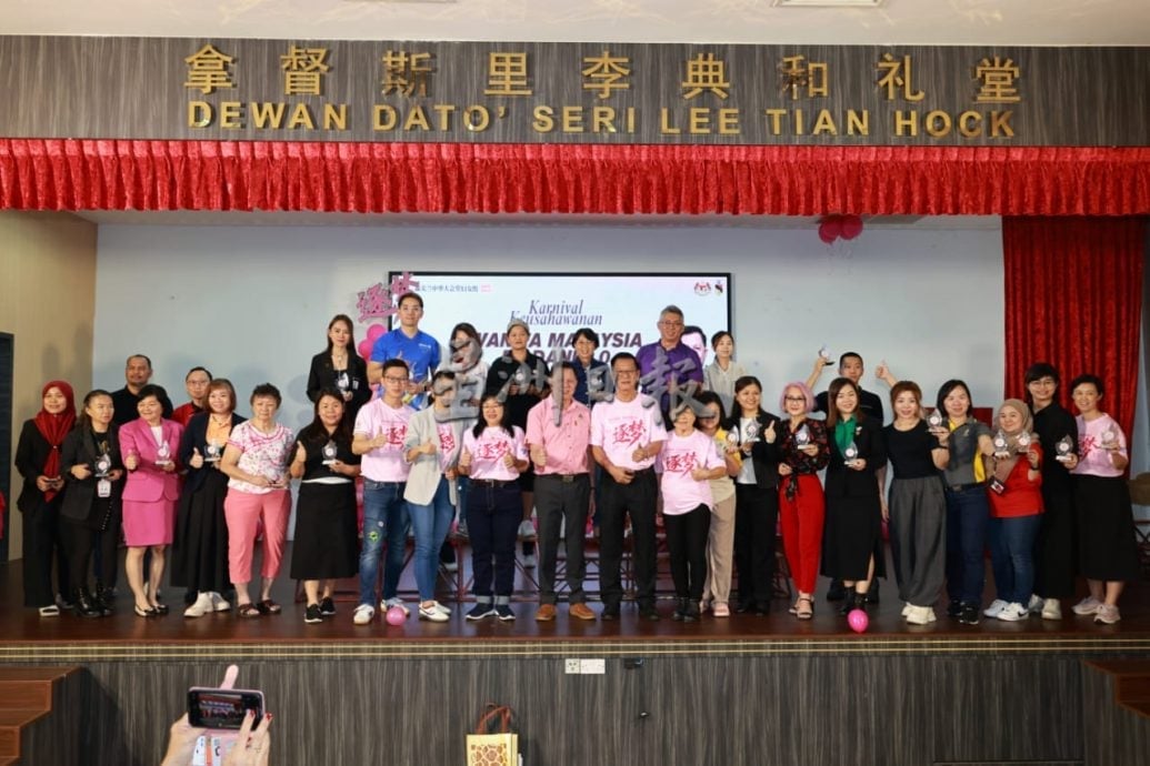 叶耀荣:女性能顶半边天 应获更多信任担任领导角色