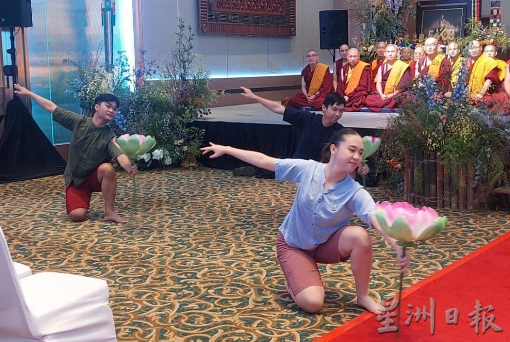 (古城第四版主文)第16届大马噶举祈愿大法会圆满举行