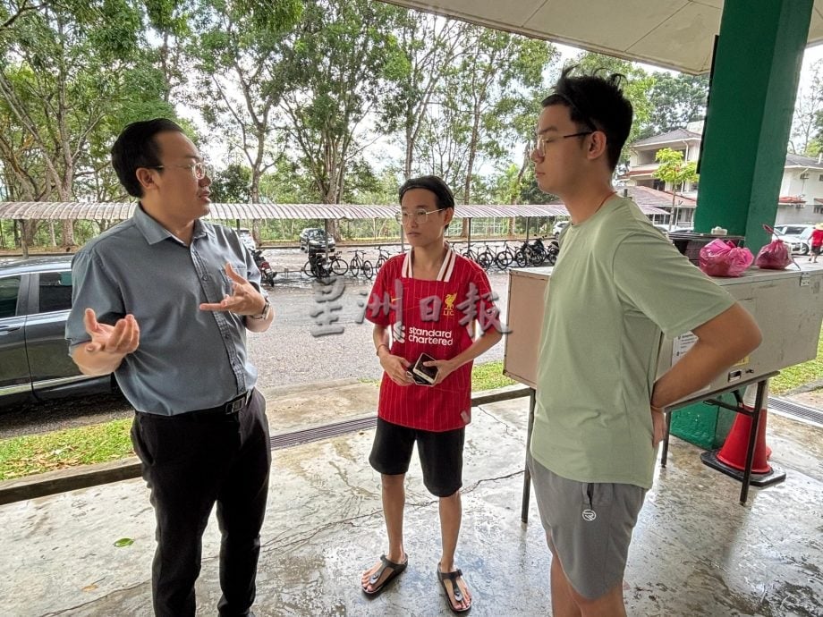 已签发 柔：​850名工大住宿生陷水荒，黄勃扬急送4000支饮用水