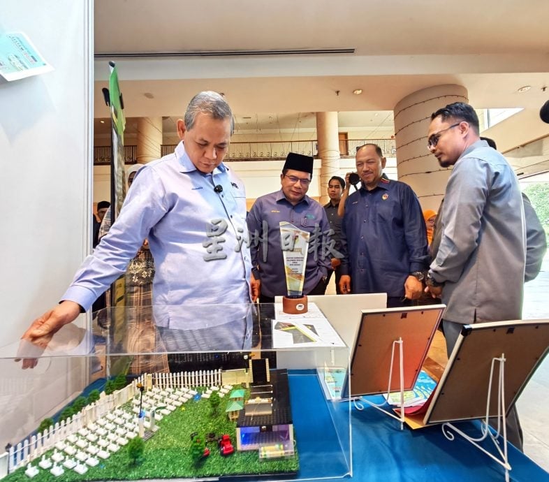 供星洲网：公共服务迈向智能化，阿敏努丁吁公务员与时并进