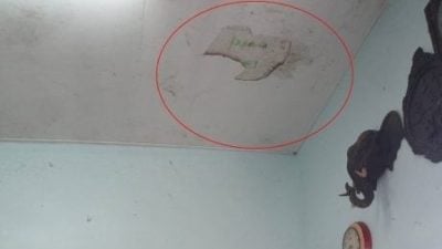 玻港口巴刹刚启用4年   屋顶逢雨漏水 投诉1年无果