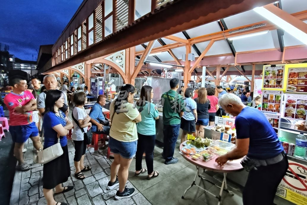 大都会★5日见报∕【星角摄】太平不夜天公市 寻觅美食好去处