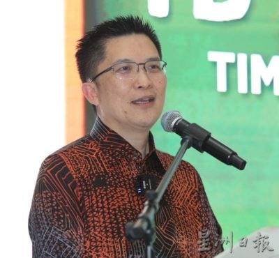 1万2500名学生参与 黄家和：教育要带领学生走出去