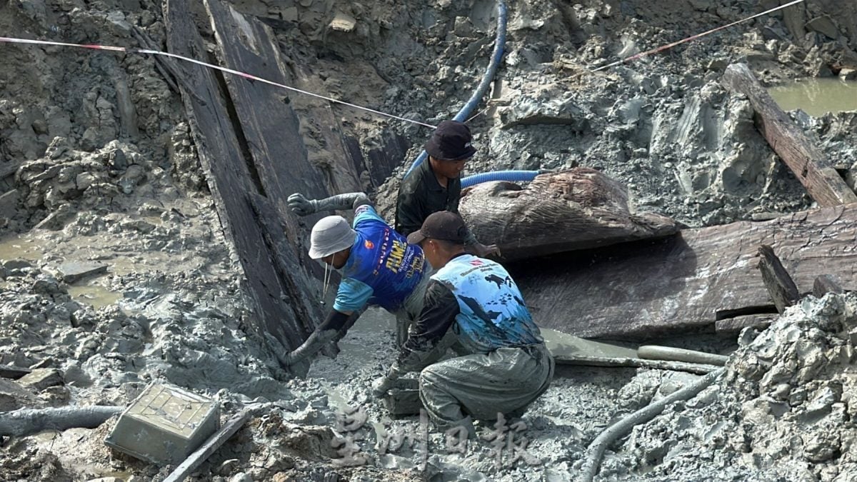 (古城封面主文)考古重写历史·双岛城古船挖掘区域列为禁区