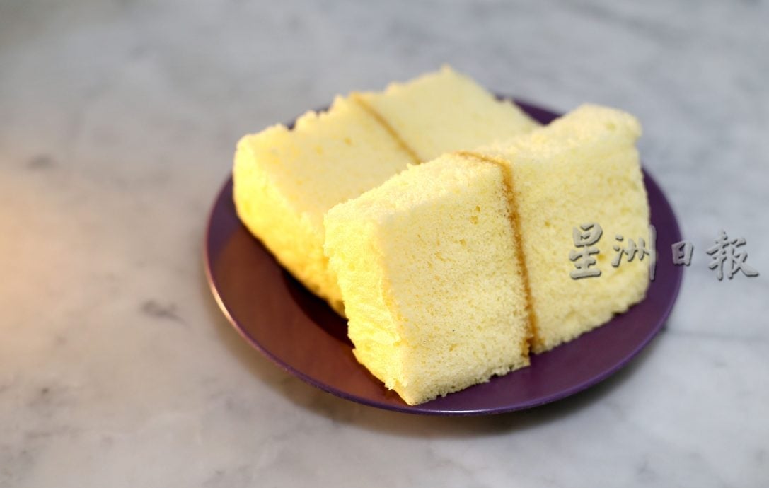 ★11月8日刊登/大霹雳封底主文/【怡保白咖啡】/香浓白咖啡相伴早餐 包容香辣甜咸不抢戏