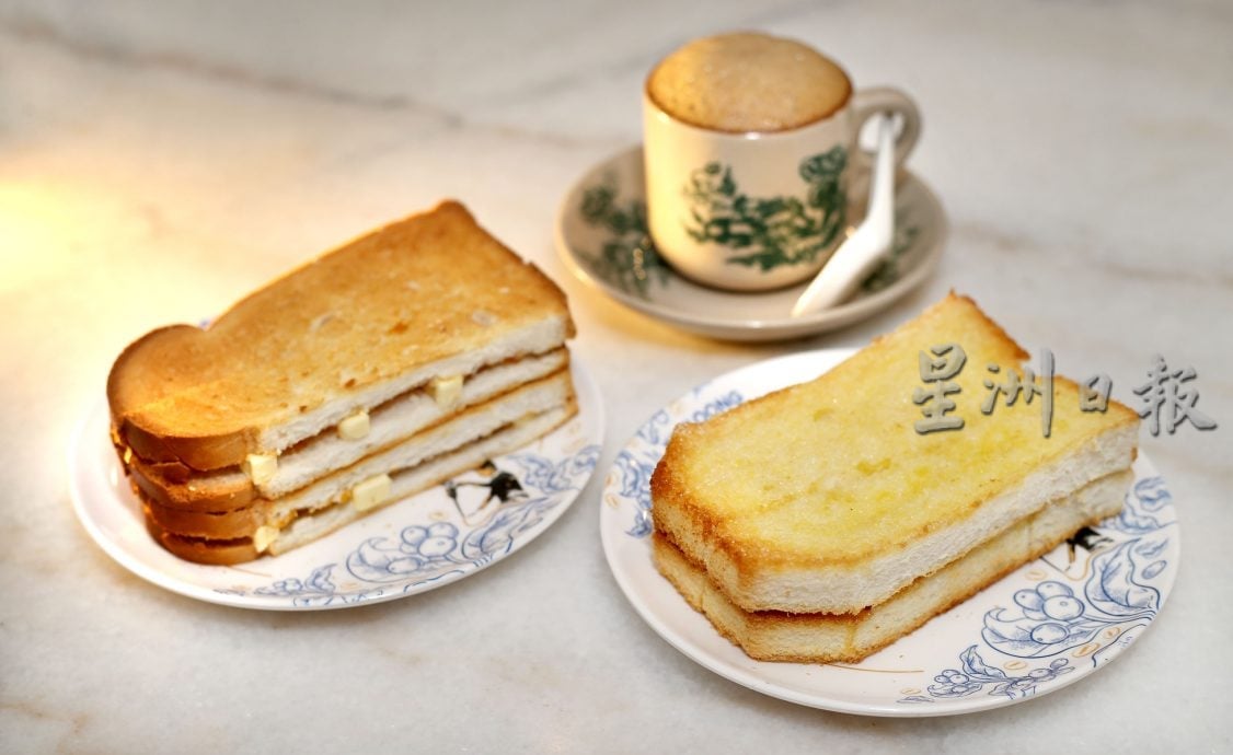 ★11月8日刊登/大霹雳封底主文/【怡保白咖啡】/香浓白咖啡相伴早餐 包容香辣甜咸不抢戏