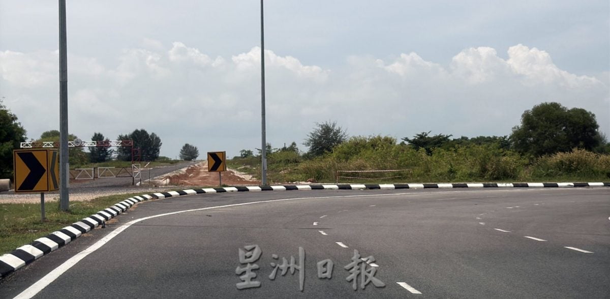 （古城封面主文）新路有后果自负牌·驾车人士：可以走吗？