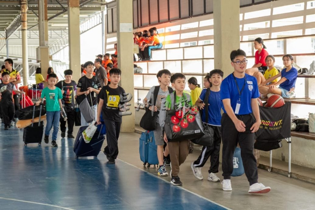 (已签发)柔:第二届宽聚营开幕 宽柔五校200学生共成长