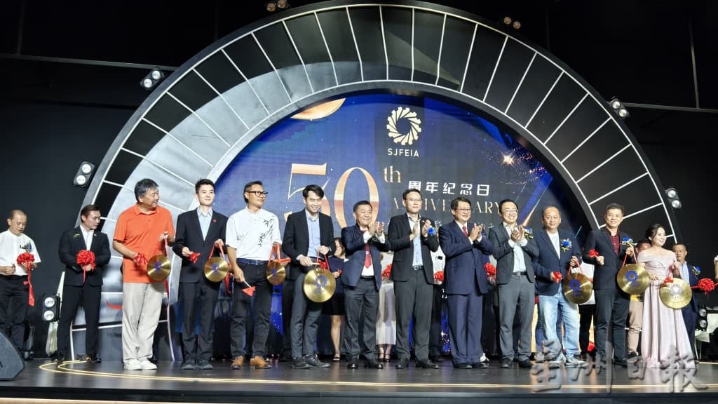 (已签发)柔:**版头**李廷汉:州政府注重柔新特区大蓝图 策划本地供应链升级接轨全球