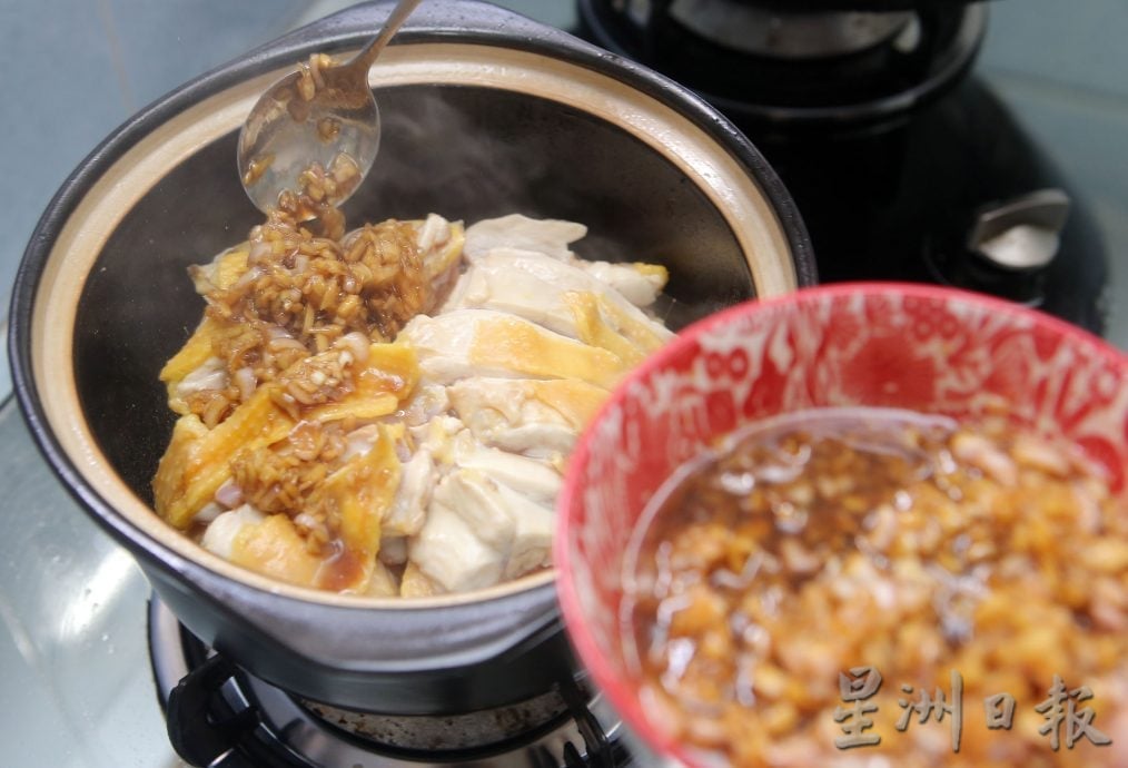 【私房好菜】11月10日刊登／大霹雳封底主文／／许茉妮事业忙碌家中大厨 缔造幸福时光