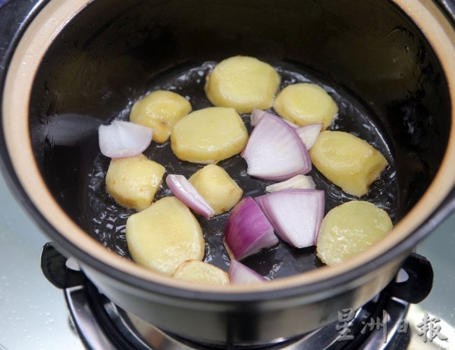 【私房好菜】11月10日刊登／大霹雳封底主文／／许茉妮事业忙碌家中大厨 缔造幸福时光