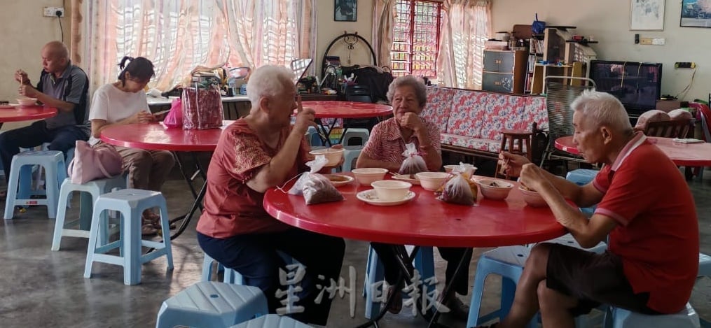 东:(已签发)紫竹林观音堂煮6素食庆观音诞