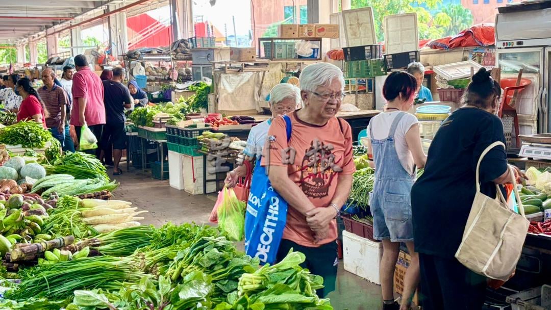 芙蓉公市首推共享环保袋　借用环保袋买菜减少塑料使用