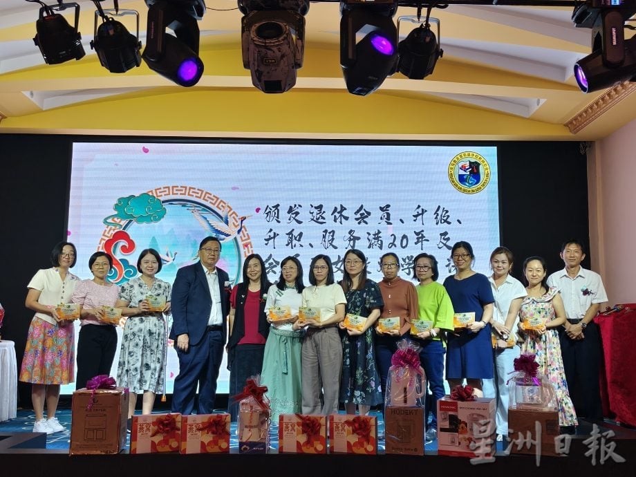 东：淡马鲁暨百乐县华校教师公会71周年会庆晚宴 首办《好声音》争霸赛