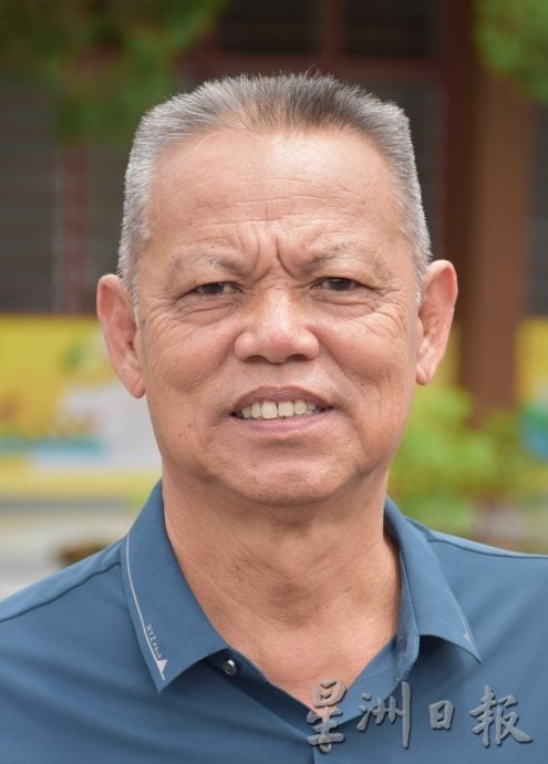 (预编10/11见报)大都会/《校园我董》乌雪龙邦华小董事长潘青山