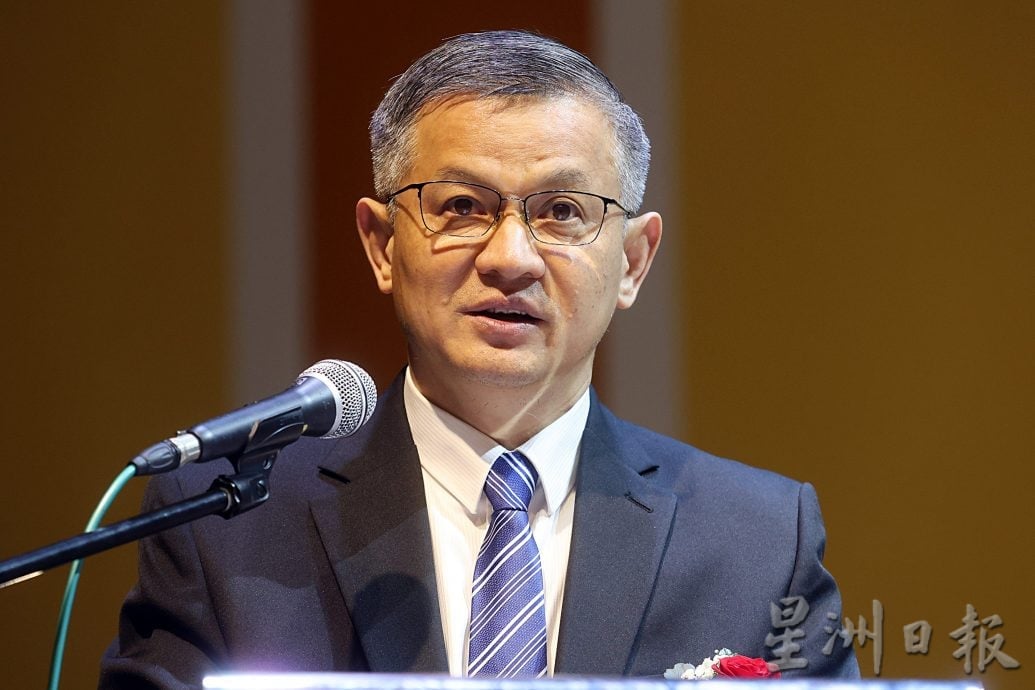 大都会/燕美华小百年校庆晚宴筹款破标达到120万令吉/12图(选下)