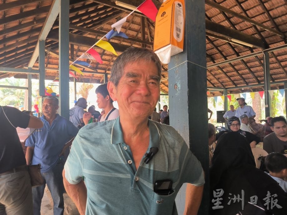 （已签发）柔：**封面**跨越40年再重逢   瑞林园逾千各族前胶工团聚