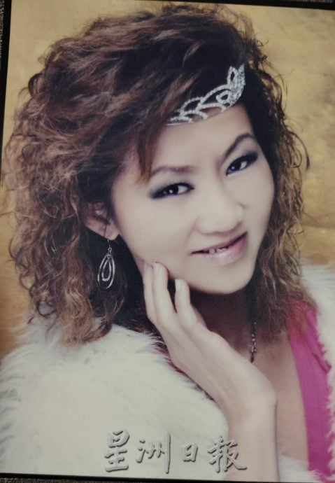 （9/11见报）有故事的人 /(pp)郭燕美奔波街区筹款