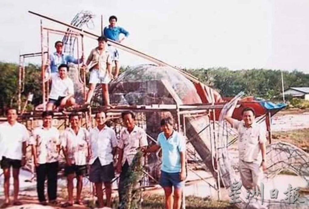 新村美化动起来/11日见报∕/凭“我爱哲仁”信念，哲仁村民坚守美化基业30余年