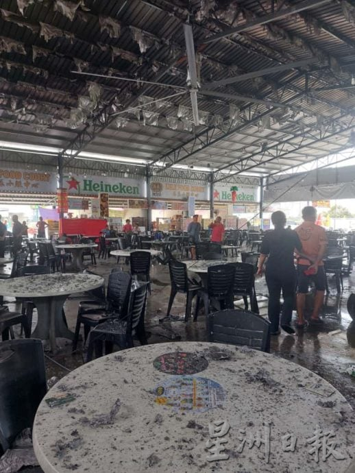 (古城第二版主文)晋巷莫哈末晋路一家小贩中心发生火灾