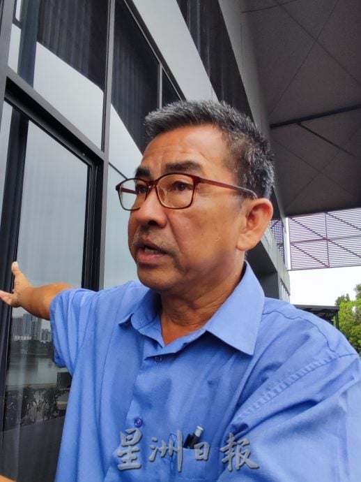 大都会／（主文）余保凭PC／3图