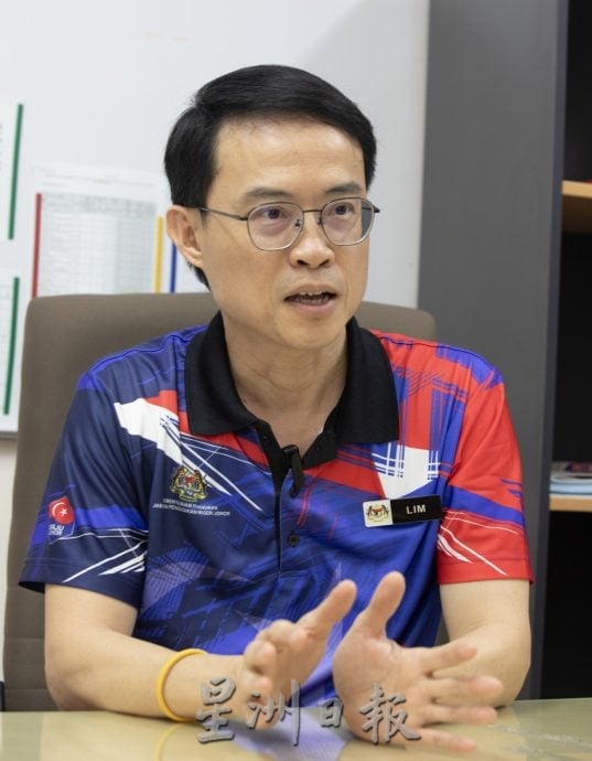 **已签发**柔：封面：这些人，那些事〡乒乓队曾叱咤风云  启蒙学校历史展览馆满满回忆