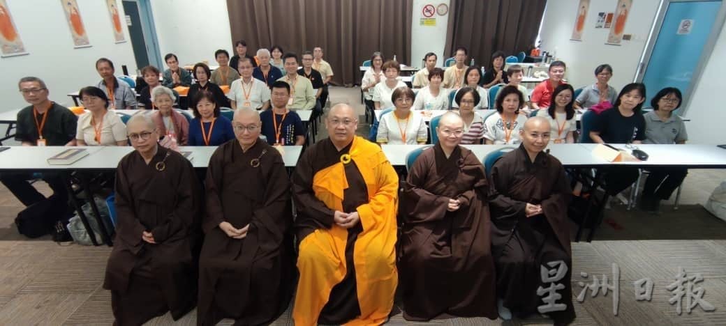 （古城第六版主文）《观经有约》课程交流会古城首次举办 反应热烈