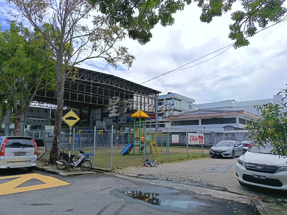 (大北马)彭文宝回应北海锺灵中学旁5533地段使用权风波。