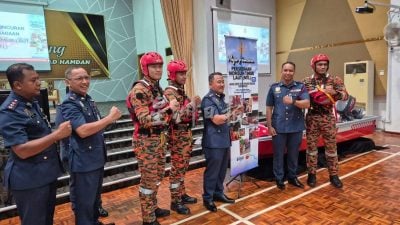 甲消拯局应对东北季候风   鉴定106水灾黑区 随时待命