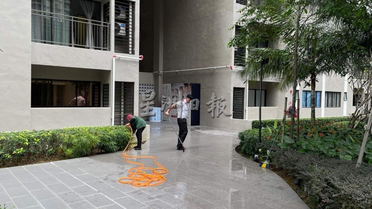 （取代前稿）供星洲网/中国留学生清晨坠楼酿悲剧！警方：无刑事成份列猝死案处理