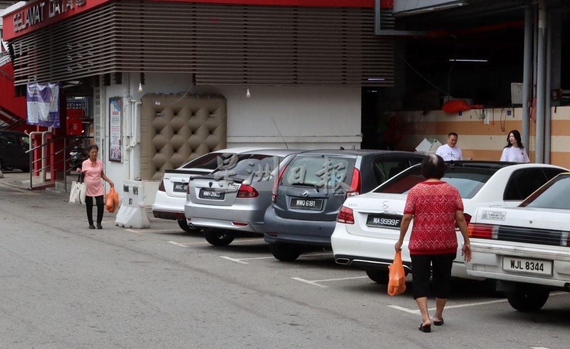 芙公市共享环保袋获商家支持，呼吁捐出闲置袋延续循环