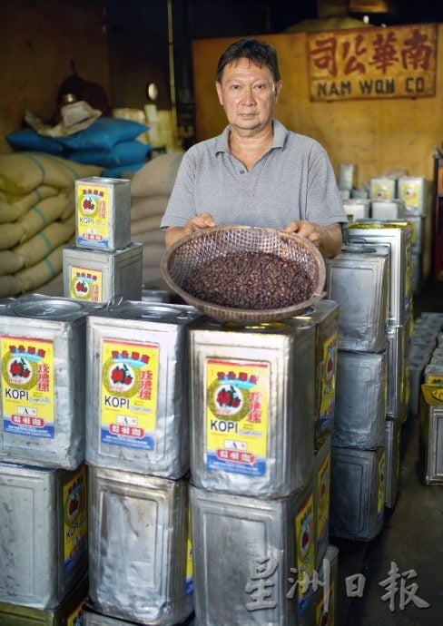 大霹雳封底主文/【怡保白咖啡】| 走进怡保咖啡厂 聆听白咖啡故事